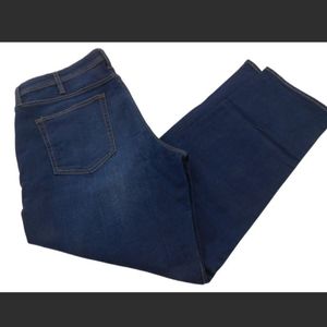 Men's Dark Wash Jeans. The jeans are new with tag.